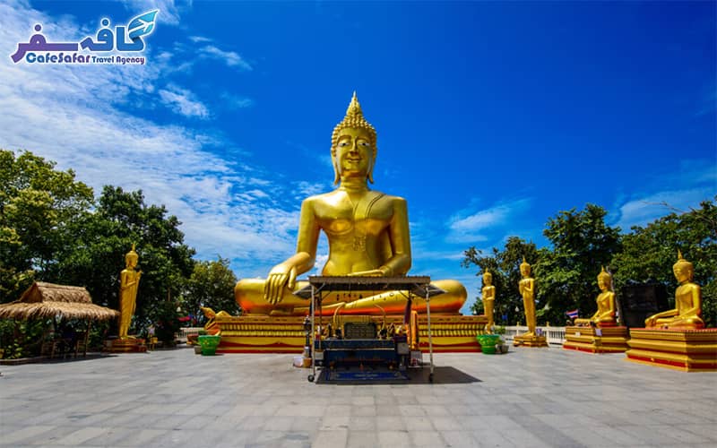 تصویری از ساحل پاتایا با آب‌های زلال و تفریحات آبی، مناسب برای پکیج‌های تور پاتایا