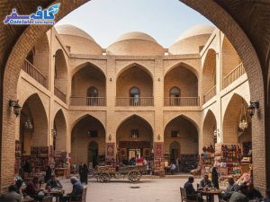 تصویری از نمای کاخ چهل ستون یا سردر عالی قاپوی قزوین، مناسب برای راهنمای سفر به قزوین