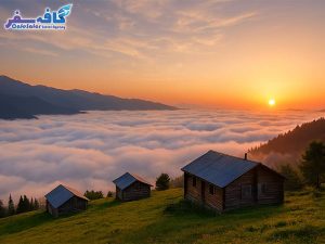 تصویری از نمای اقیانوس ابر و کوهستانهای مهآلود در ییلاقات ماسال (مانند اولسبلانگاه)، مناسب برای راهنمای سفر به ماسال