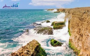 پوستر تورهای لحظه آخری چابهار، نمای ساحل بریس و تلاقی اقیانوس و کویر، رزرو پکیج‌های گردشگری داخلی در آژانس کافه سفر پاز