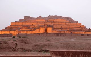 مرجع تورهای لحظه آخری آبادان