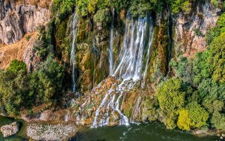 مرجع تورهای لحظه آخری و گروهی کردستان لرستان