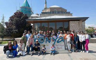 تصویر گروه اعزامی کافه سفر به ترکیه