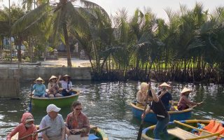 تصاویر تور ویتنام کافه سفر