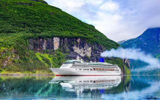 کشتی کروز در ویتنام